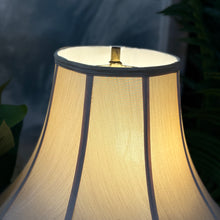 Load image into Gallery viewer, Shell Motif Floor Lamp
