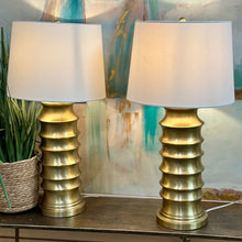 Load image into Gallery viewer, Gold Segment Lamp
