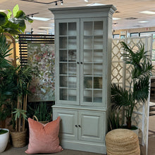Load image into Gallery viewer, Ethan Allen 'Villa Single' Library Bookcase
