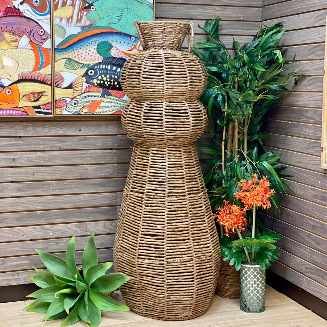 LG Seagrass Floor Vase