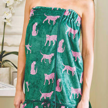 Load image into Gallery viewer, Plush Cheetah Spa Wrap
