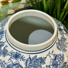 Load image into Gallery viewer, Blue/White Floral Ginger Jar
