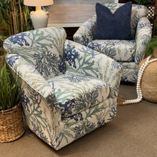 Load image into Gallery viewer, Blue Sea Life Swivel Glider
