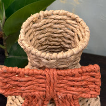 Load image into Gallery viewer, Sm Bow Twisted Paper Vase
