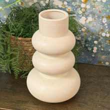 Load image into Gallery viewer, Stacked Spheres Vase
