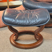 Load image into Gallery viewer, Ekorness Stressless Chair &amp; Ottoman
