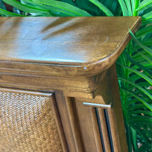 Load image into Gallery viewer, Full Size Wood &amp; Woven Bed
