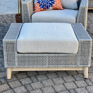 Lt Beige Outdoor Swivel Chair & Ottoman