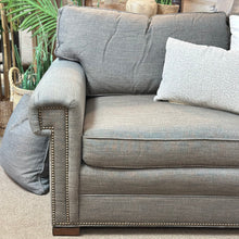Load image into Gallery viewer, Vanguard 'Davidson' Loveseat
