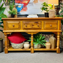 Load image into Gallery viewer, Broyhill Sideboard
