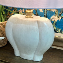 Load image into Gallery viewer, Ivory Curve Lamp
