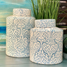 Load image into Gallery viewer, Lg Blue Pattern Ginger Jar
