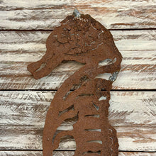 Load image into Gallery viewer, Metal Seahorse On Wood
