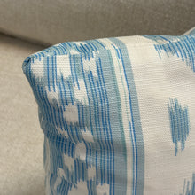 Load image into Gallery viewer, Quadrille 'Bali Hali' Lumbar
