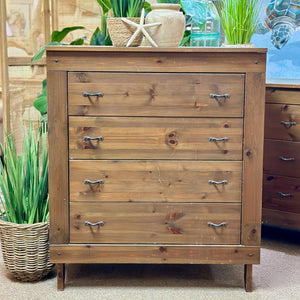 4DRW Rustic Chest