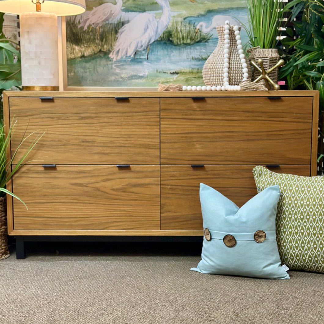 Room & Board 4DRW Dresser