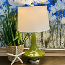 Load image into Gallery viewer, Green Retro Lamp
