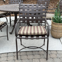 Load image into Gallery viewer, Brown Jordan 9PC Dining Set
