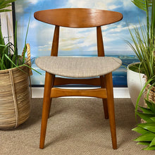 Load image into Gallery viewer, Modern Wooden Dining Chair
