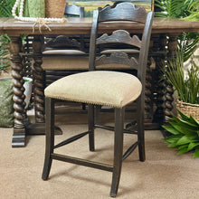 Load image into Gallery viewer, 5PC Hooker 'La Grange' Dining Set
