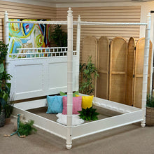 Load image into Gallery viewer, Somersett Bay &#39;Summerland&#39; King Bed

