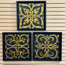 Load image into Gallery viewer, Gold Medallion II Art
