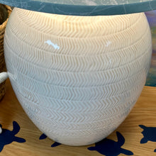 Load image into Gallery viewer, Sailboat Shade Lamp

