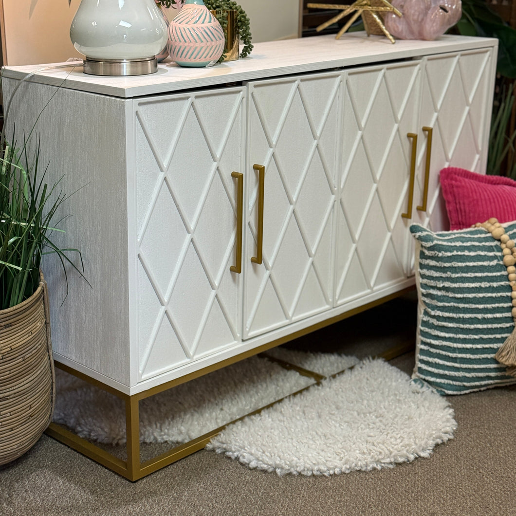 Imperfect 4DR Cabinet