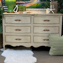 Load image into Gallery viewer, Drexel Heritage 6DRW Dresser
