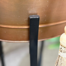 Load image into Gallery viewer, Bronze Ice Bucket W/Stand
