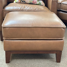 Load image into Gallery viewer, Leather Italia 'Weston' Chair &amp; Ottoman
