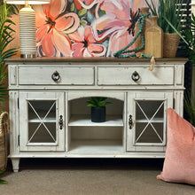 Load image into Gallery viewer, American Drew 'Southbury' Server
