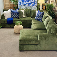 Load image into Gallery viewer, 3PC Green Sectional W/Chaise
