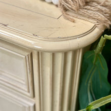 Load image into Gallery viewer, Stanley Furniture Dresser &amp; Mirror
