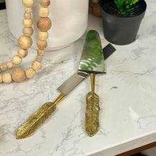 Load image into Gallery viewer, Gold Cake Cutting Utensils
