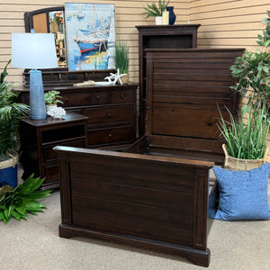 Smart Stuff Wood Dresser W/Mirror