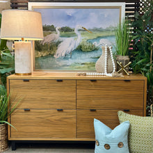 Load image into Gallery viewer, Room &amp; Board 4DRW Dresser
