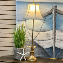 Load image into Gallery viewer, Gold Palm Lamp
