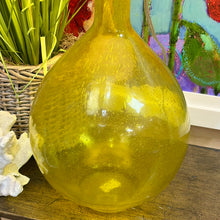 Load image into Gallery viewer, Yellow Glass Lamp
