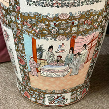 Load image into Gallery viewer, Lg Chinese Motif Vase
