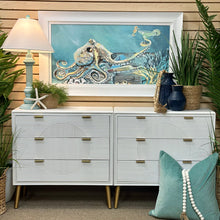 Load image into Gallery viewer, 3DRW White Modern Chest
