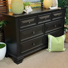 Load image into Gallery viewer, Roundhill Furniture 'Renova' Dresser &amp; Mirror
