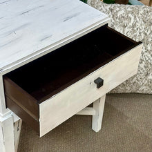 Load image into Gallery viewer, Whitewashed End Table

