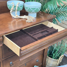 Load image into Gallery viewer, Kincaid 10DRW Dresser
