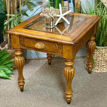 Load image into Gallery viewer, Rattan/Wood Side Table
