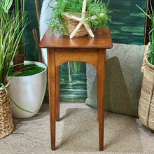 Load image into Gallery viewer, Wooden End Table
