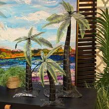 Load image into Gallery viewer, MD Metal Palm Tree Decor
