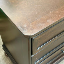 Load image into Gallery viewer, Universal 3DRW Nightstand
