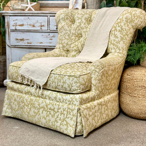 Huntington House Swivel Chair