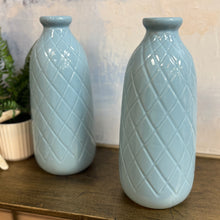 Load image into Gallery viewer, Blue Diamond Vase
